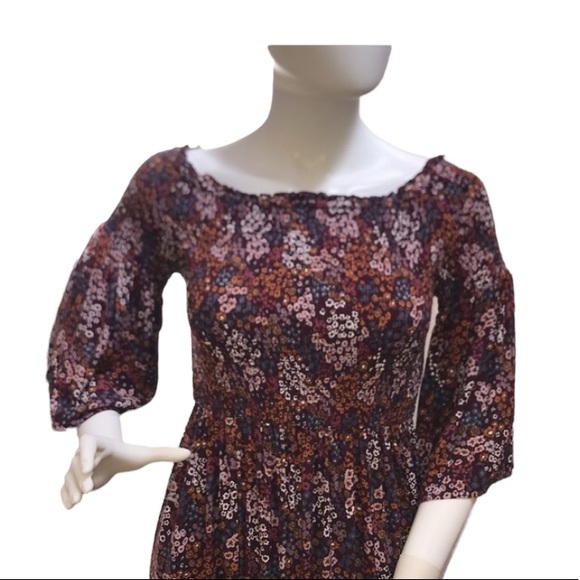 Floral Dress w/ Smocked Bodice / Tulip 3/4 length sleeves - Picture 16 of 16